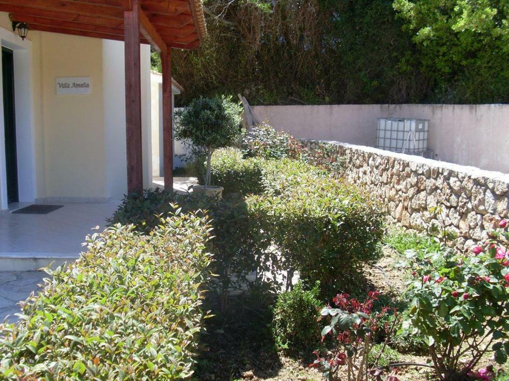 Villa Amelia Metaxáta Exterior photo
